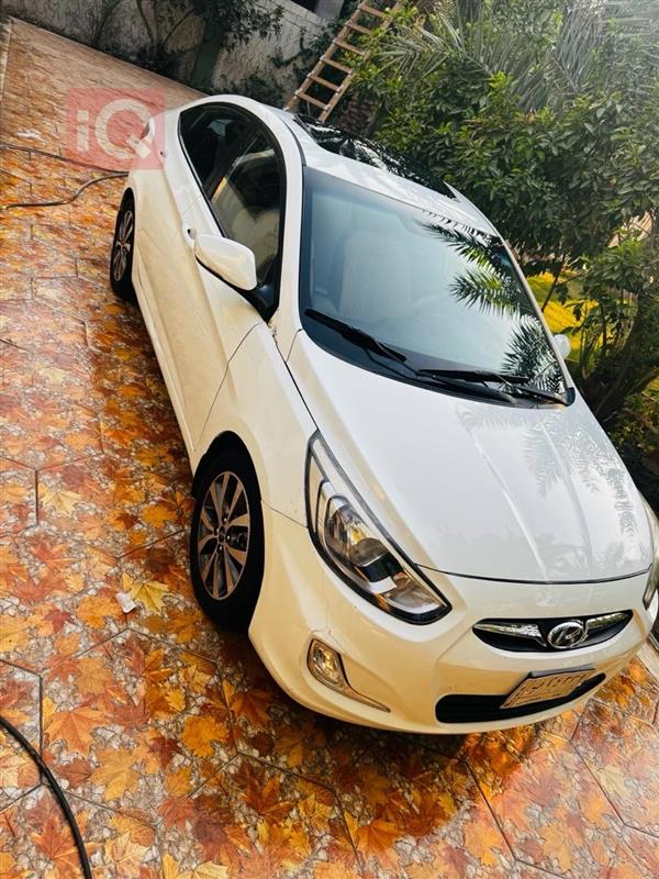 Hyundai Accent 2016 for sale in Iraq - Az Zubaydiyah